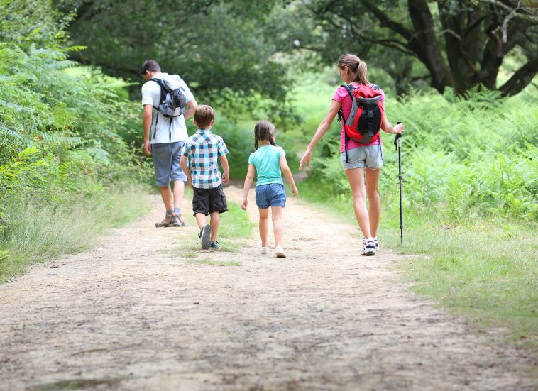 Famille_shutterstock_147171224.jpg